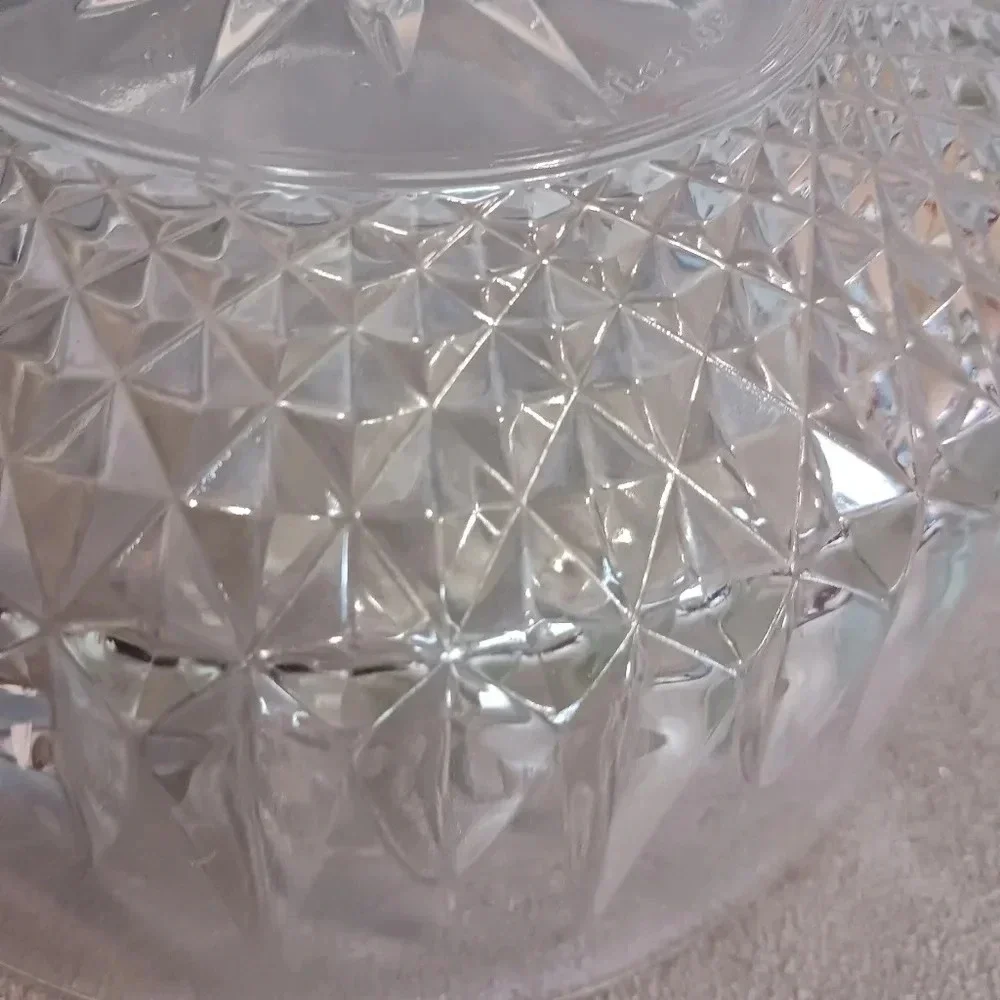 Arcoroc diamond starbust crystal glass large bowl